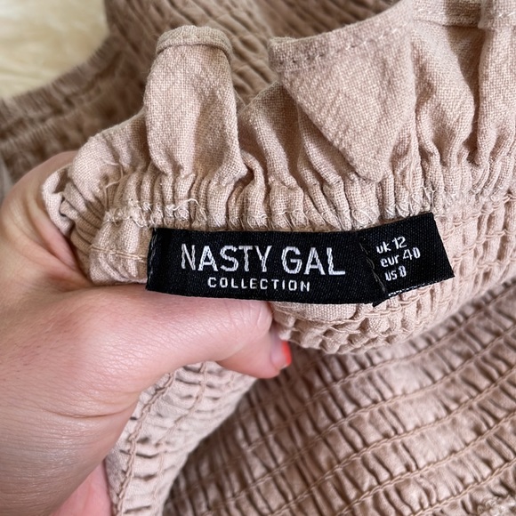 NASTY GAL | Shirred Puff Sleeve Crop Top - Picture 5 of 8